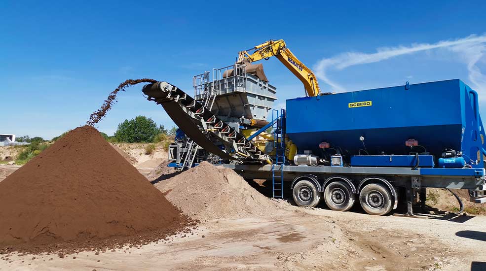 machine à déblais SOBESOL sur chantier Cantinolle Sobebo